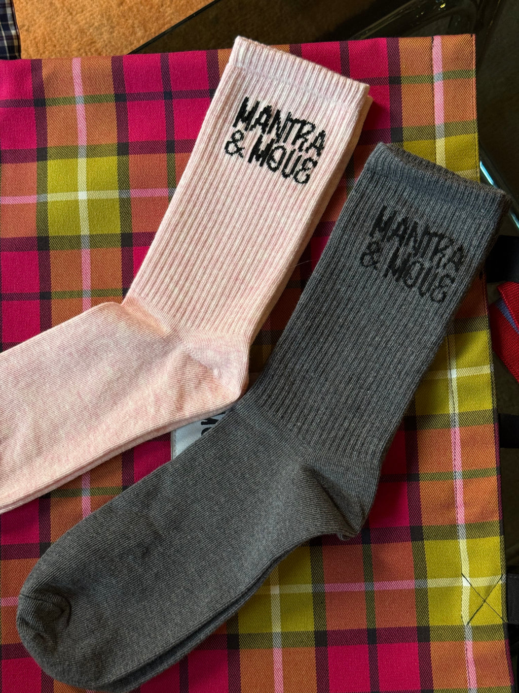 MANTRA & MOVE SOCKS - SET OF 2